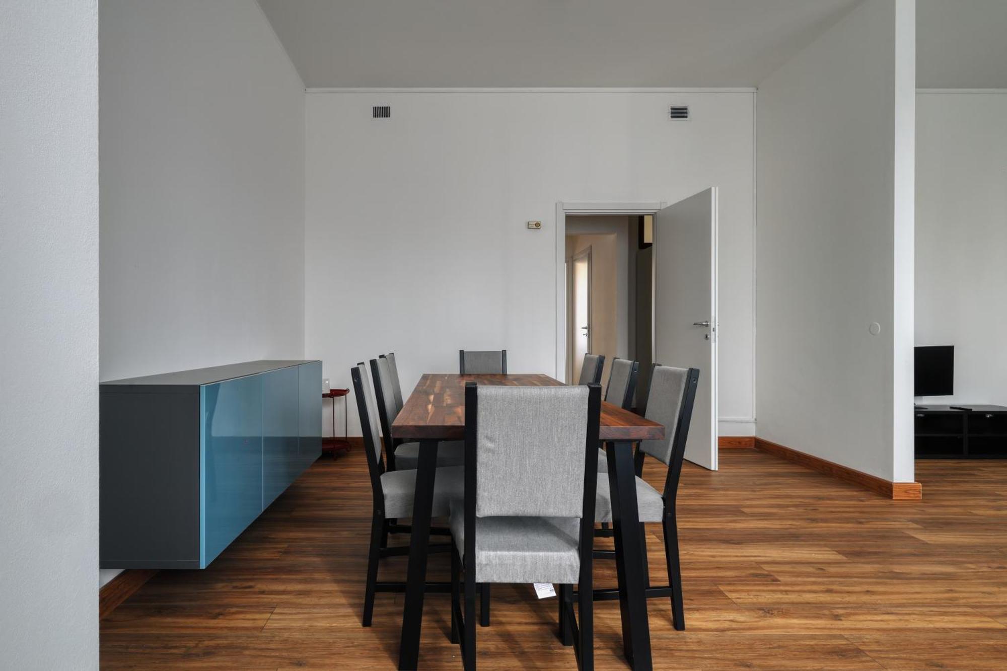 Joivy Chic 3-Bed Flat Near Colonne Di San Lorenzo ミラノ エクステリア 写真