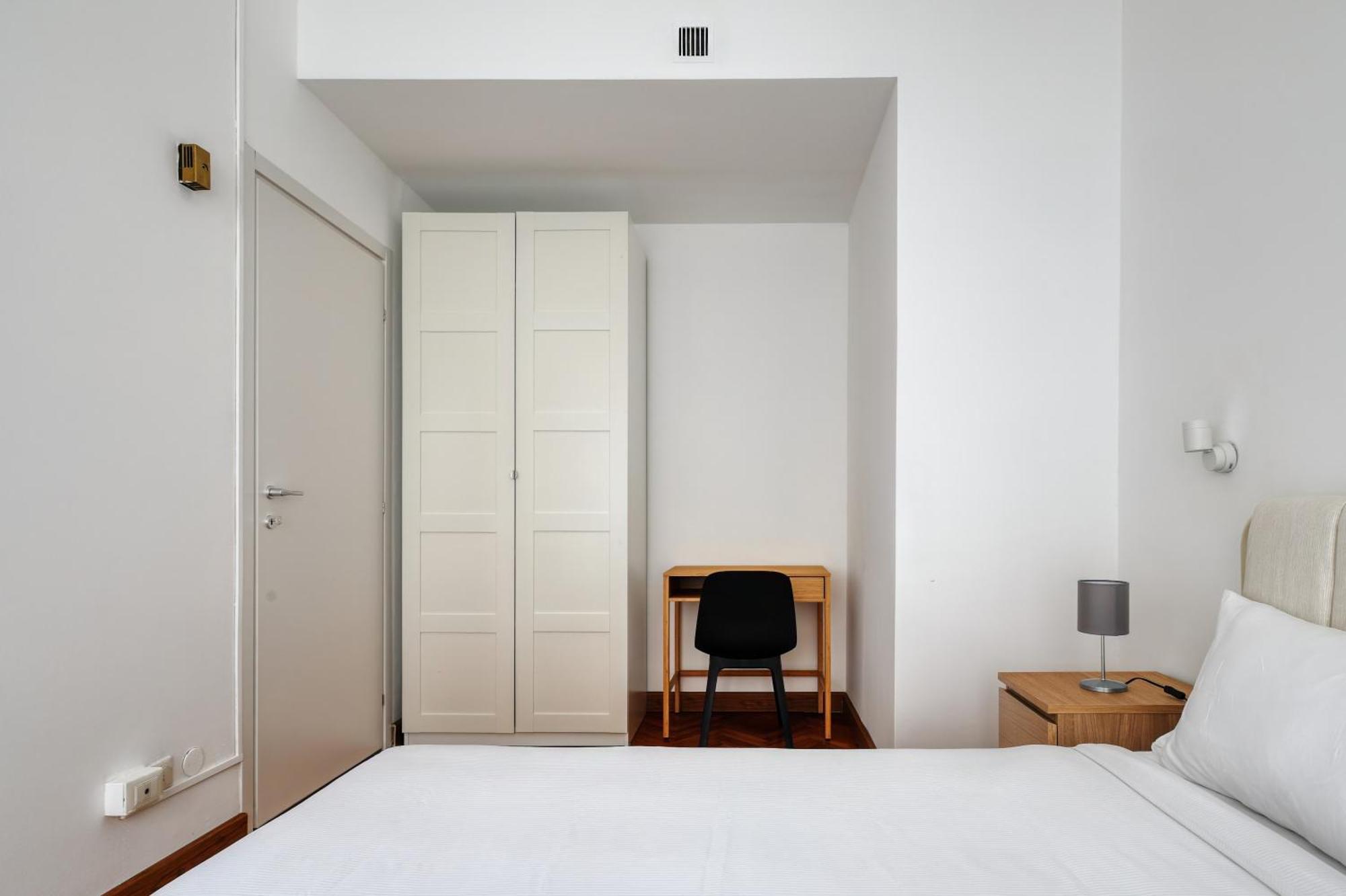 Joivy Chic 3-Bed Flat Near Colonne Di San Lorenzo ミラノ エクステリア 写真