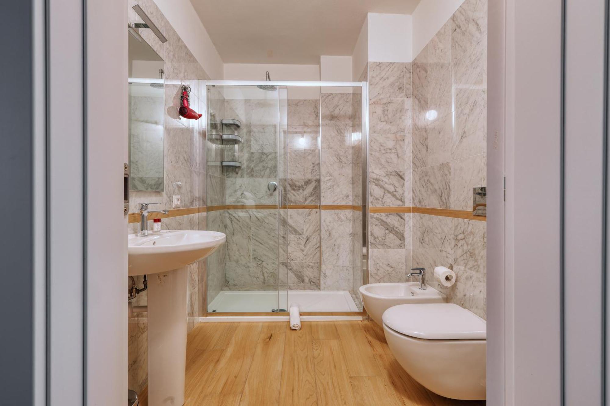 Joivy Chic 3-Bed Flat Near Colonne Di San Lorenzo ミラノ エクステリア 写真