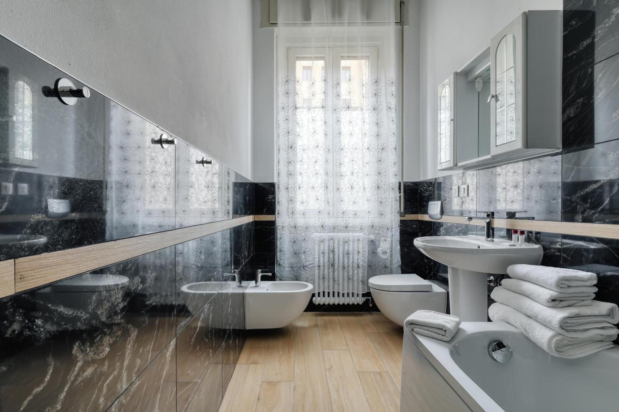 Joivy Chic 3-Bed Flat Near Colonne Di San Lorenzo ミラノ エクステリア 写真